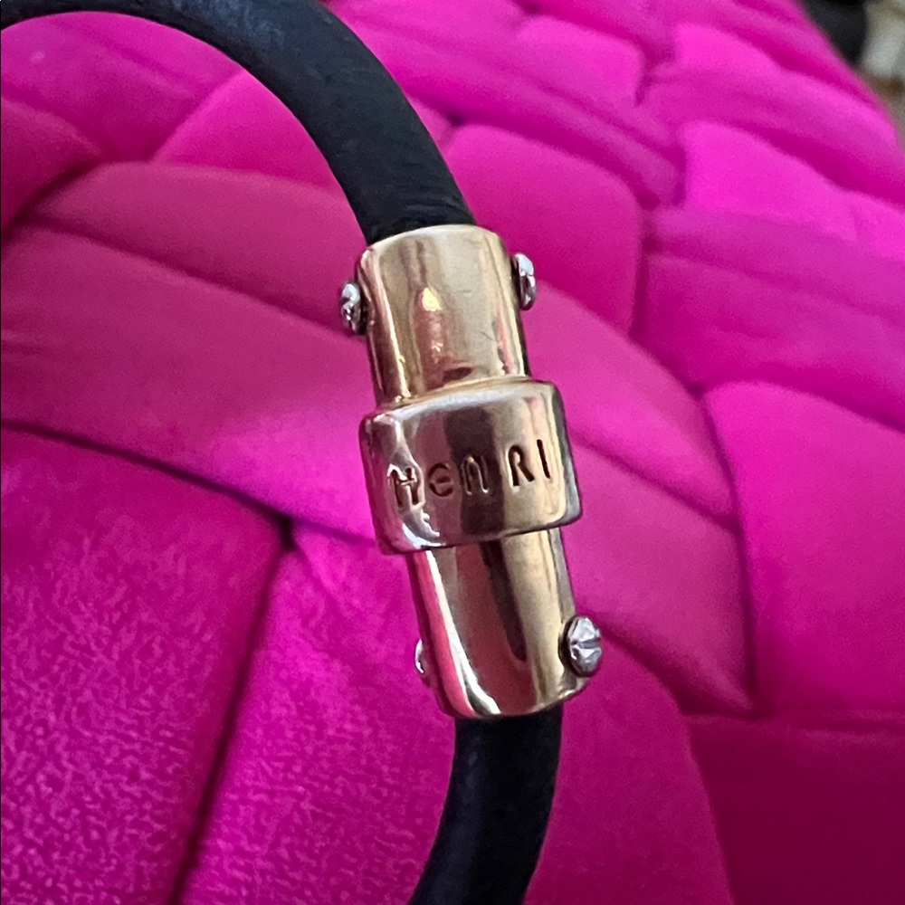 Henri Bendel Vintage Leather Bracelet-EUC - Picture 6 of 7